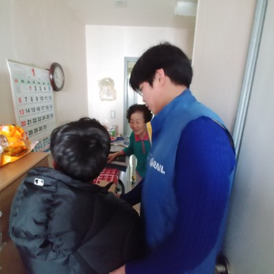 첨부 이미지 4-코레일 광주본부와 함께하는 설맞이 나눔행사 