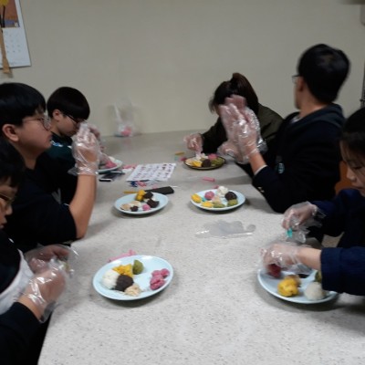 첨부 이미지 3-야간보호사업 10월 활동모습