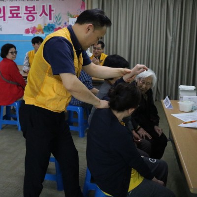 첨부 이미지 3-브릿지의료인회와 함께하는 무료진료
