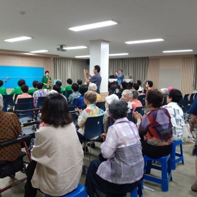 첨부 이미지 3-2019년 지역주민 문화행사 ‘재능나눔공연’