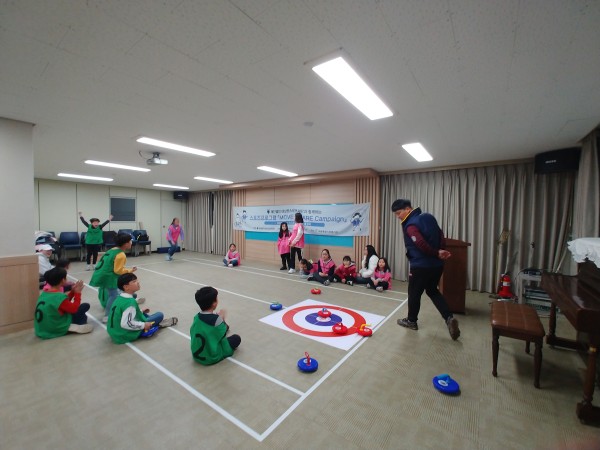 이미지 새창으로 크게보기 첨부 이미지 2-(재)데상트스포츠재단 아동청소년 스포츠 프로그램 11월 일정 안내